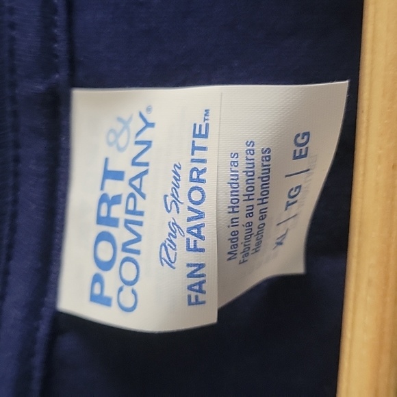 XL Men's T shirt - Picture 2 of 3